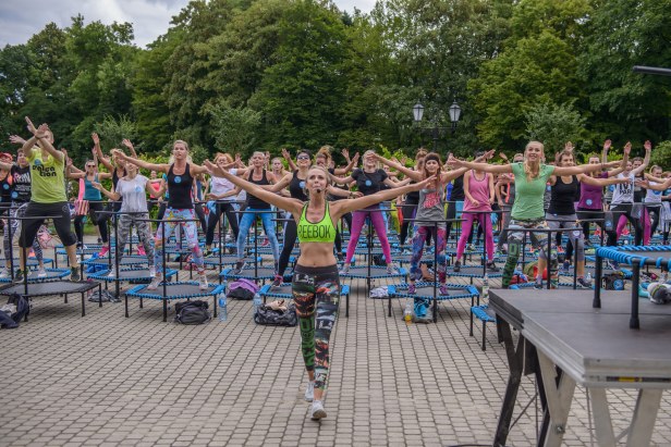 Event na 100 trampolin